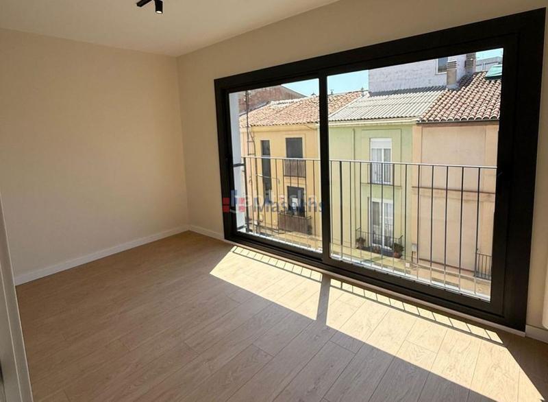 Foto 320cb245-5b18-495c-8faa-dd3c32f666b6. Oficina a Barri del Centre Terrassa