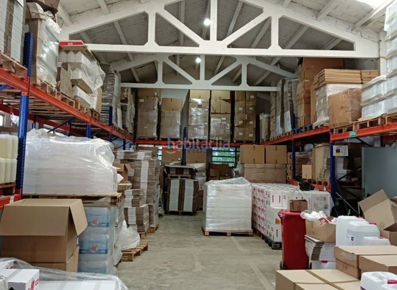 Foto ab5bdf68-d504-4b9a-9f38-32b19ccddbca. Alquiler nave industrial en Sant Narcis Girona
