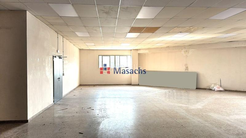 Foto 6118d54d-c50b-449f-afa9-dbd3fb08dbc3. Alquiler oficina en Almeda - El Corte Inglés Cornellà de Llobregat