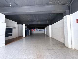 Location Local commercial à Ca n'Aurell. En terrassa