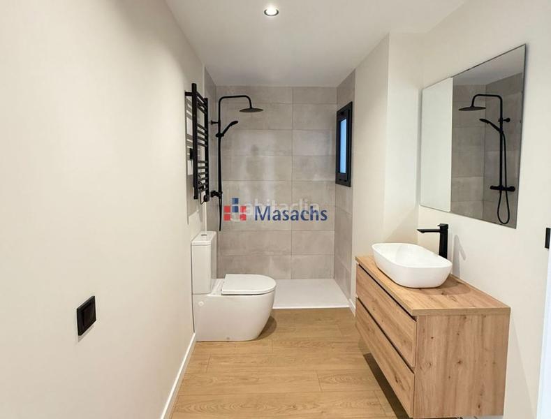 Foto 446b4af3-f5b1-4df2-8691-b6173c9fec01. Affitto ufficio con riscaldamento in Barri del Centre Terrassa