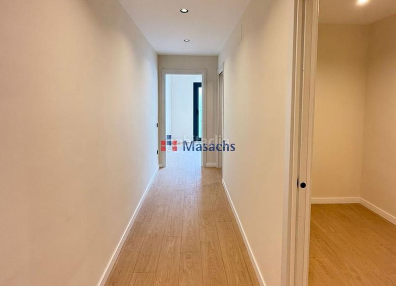 Foto 610aaebb-3b5a-45e0-9a95-c95d1312b1be. Alquiler oficina oficines lloguer centre en Barri del Centre Terrassa