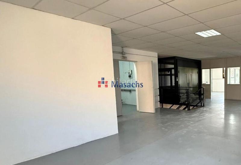 Foto 56b1908b-585c-4f07-82e0-3f096887951a. Nave industrial en Ca n'Aurell Terrassa