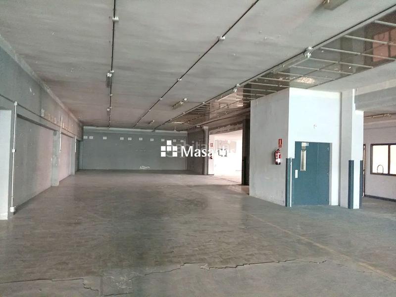 Foto beceed02-3bc3-4e3c-a6ed-0276f72a01c6. Nau industrial a Gràcia Sabadell