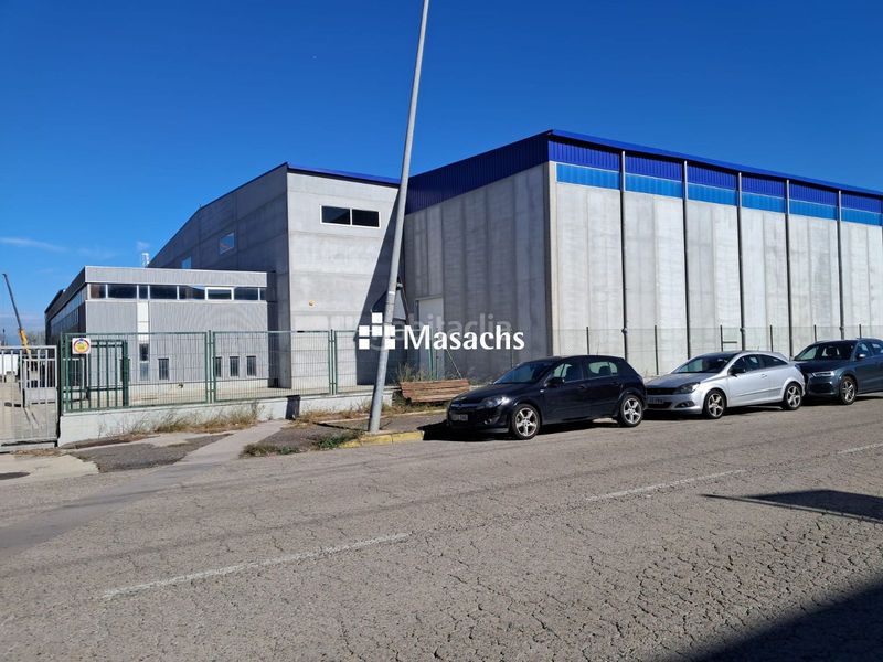Foto bd737a60-c533-4df9-983a-7871d667e728. Alquiler nave industrial en celra en Celrà