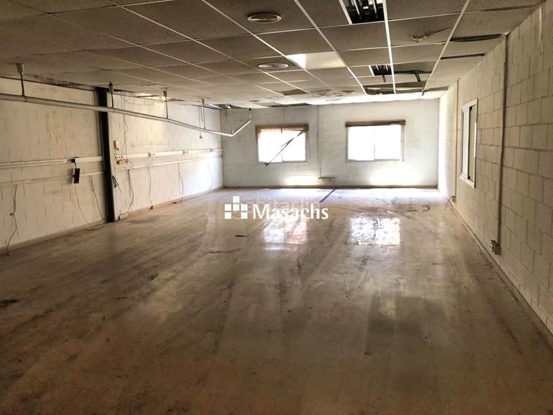 Foto fc28554a-91dd-4880-9f90-9d458c83e7f9. Bâtiment à usage industriel dans Zona Industrial Rubí