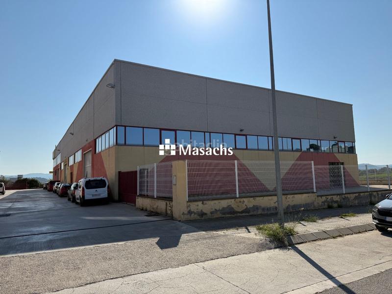 Foto b11962b7-58f7-470d-a226-19b40bc45ce4. Fabrikhalle in Navàs