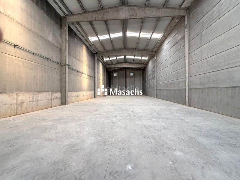 Foto 27b701bb-3294-415c-b8b2-ca8f7d5866d1. Miete fabrikhalle in Can Vinyals Esparreguera