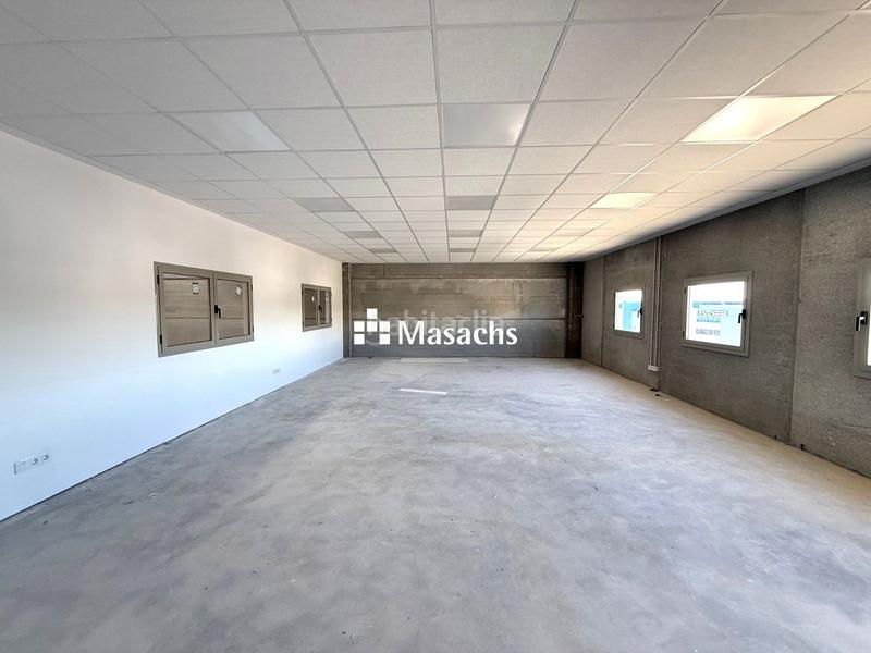 Foto 34ee828e-a242-4535-ba29-d2896281efe4. Miete fabrikhalle in Can Vinyals Esparreguera