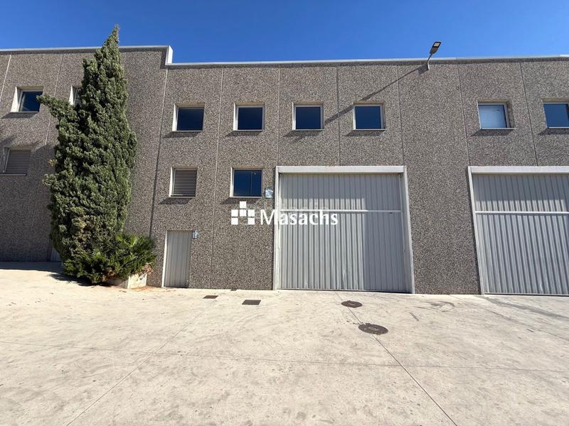 Foto 7c218ae2-d3fb-45a0-9d95-2a03dc929601. Miete fabrikhalle in Can Vinyals Esparreguera