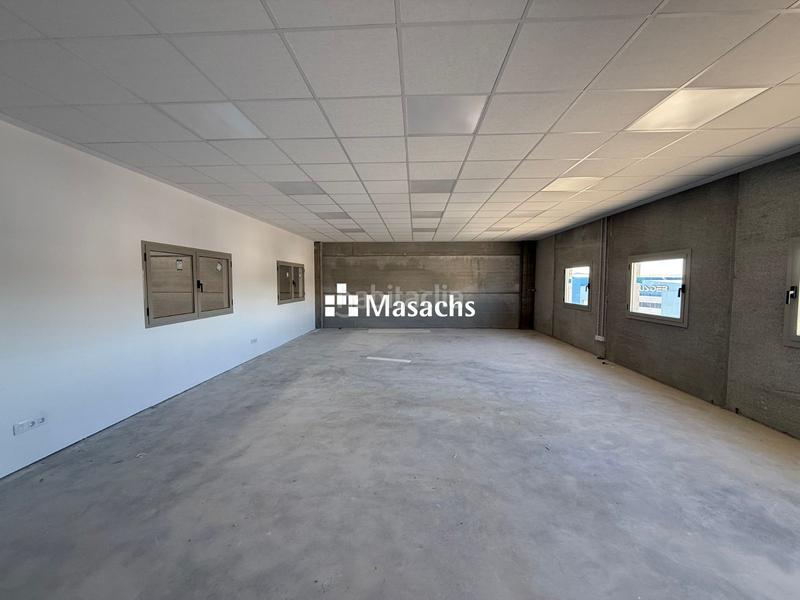 Foto 9874a885-c01d-4fcc-b065-727e6191aca5. Alquiler nave industrial en Can Vinyals Esparreguera