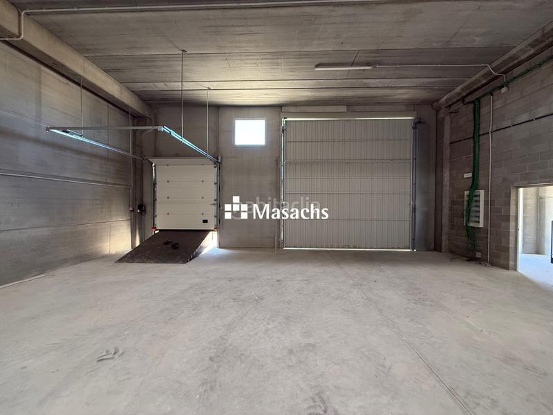 Foto 80419173-dcb9-4613-b345-101bcdc862f3. Lloguer nau industrial a Can Vinyals Esparreguera