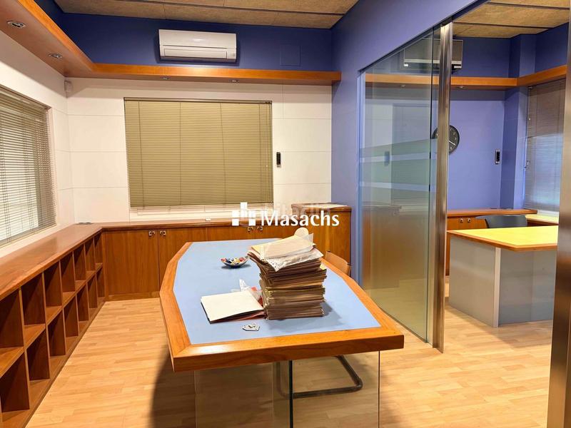 Foto 4b2a7bca-2e94-4a87-a456-f36101d15452. Rent industrial building in Can Roqueta Sabadell