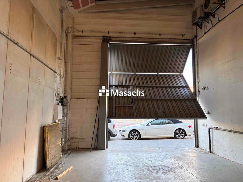 Foto 60b94c0b-667b-4ac7-82e2-dda9df88e646. Rent industrial building in Can Roqueta Sabadell