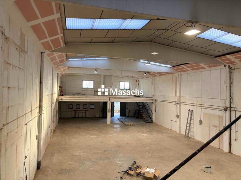 Foto 9cdff2a0-044d-45fe-bff2-645a28de86b7. Rent industrial building in Can Roqueta Sabadell