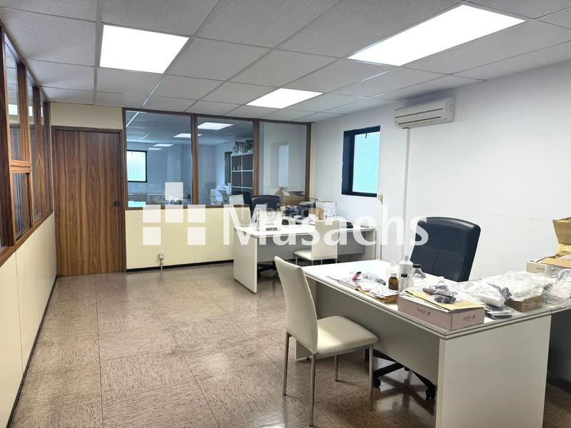 Foto fa230402-d6d2-460f-8f9b-d7516a604bd6. Lloguer nau industrial a Castellbisbal