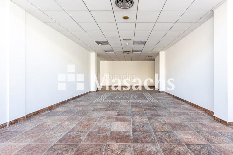 Foto 7e75e92a-acf0-4638-988f-188012fa58d8. Locale commerciale in Zona Esportiva Terrassa