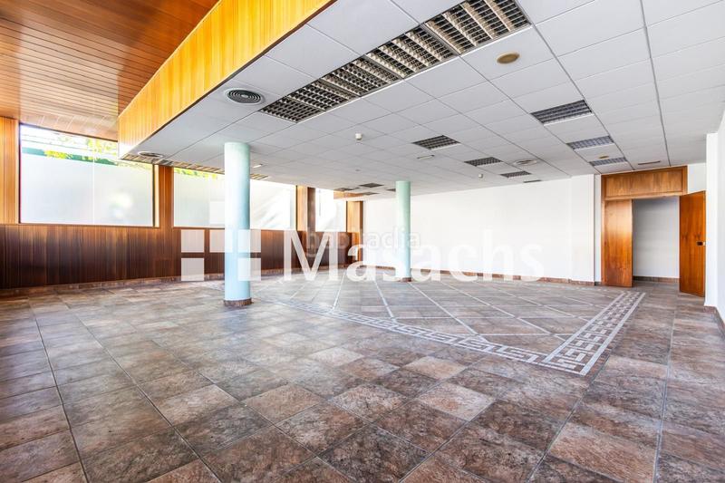 Foto bd21a4ee-f43a-4981-bbba-7a2ab5093ae4. Locale commerciale in Zona Esportiva Terrassa