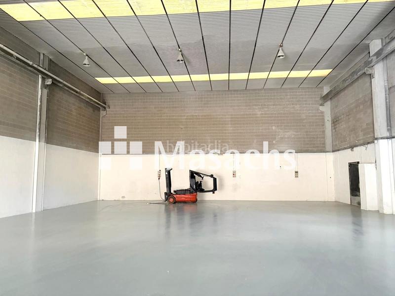 Foto fa6426ef-8c83-4e61-b14c-4316e850f2c4. Rent industrial building in Sud-Zona Industrial Castellar del Vallès