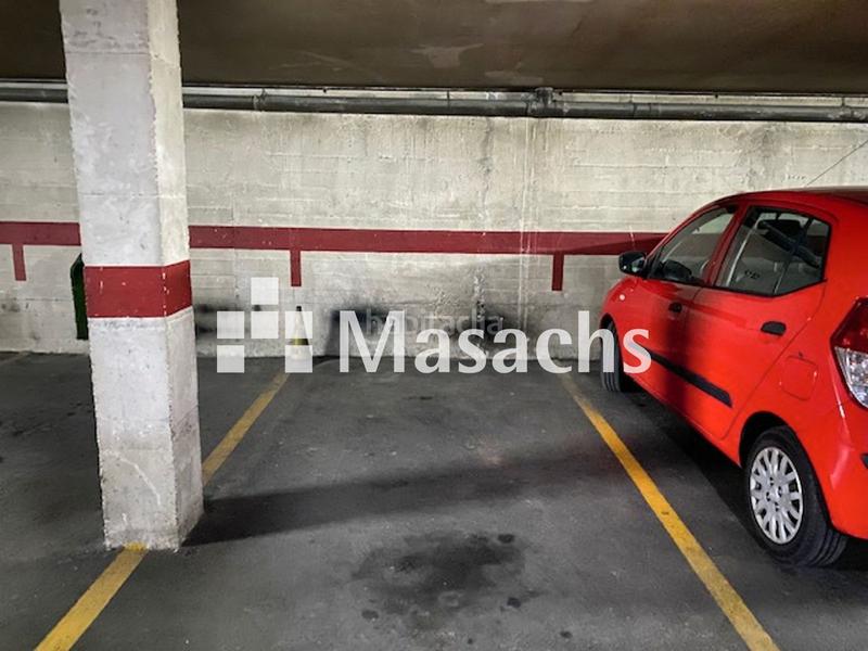 Foto fbb275f5-9b8b-4ddf-82b9-66cc15e5bbeb. Alquiler parking coche en Barri del Centre Terrassa