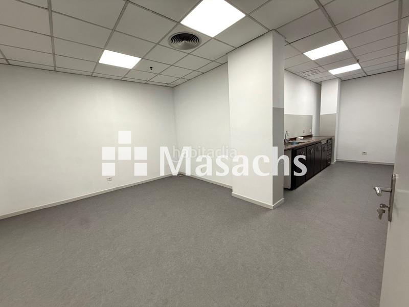 Foto 79b6f0e0-0c35-4a17-bd49-1da30133cd94. Rent office space in Zona Nord Rubí