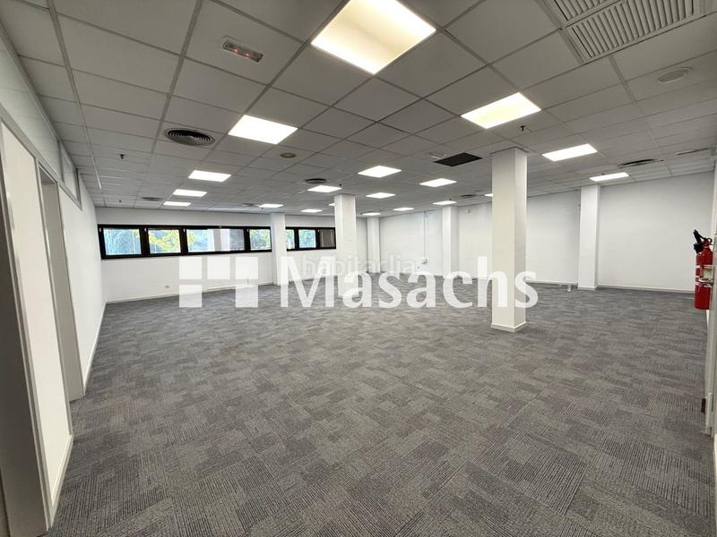 Foto 93bc2538-17ca-4501-9ef6-b609560086bd. Rent office space in Zona Nord Rubí