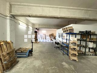 Rent Industrial building in Can Roses. En rubí