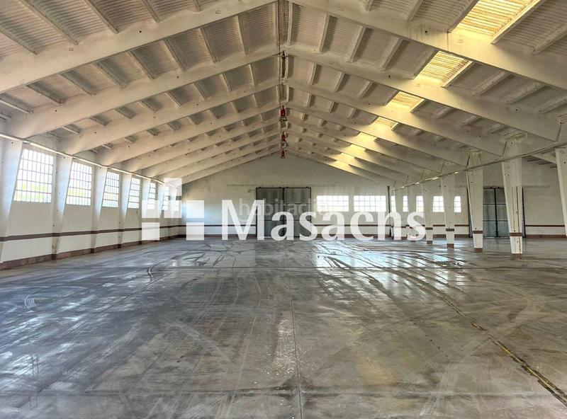 Foto 4743ce8f-5e0b-4941-bc94-1d5da31da880. Lloguer nau industrial a Montblanc