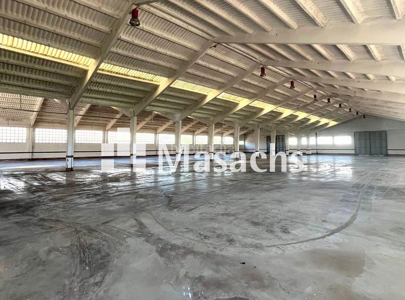 Foto 67db13b3-ae95-4a11-9ee6-18c21e5024e4. Lloguer nau industrial a Montblanc