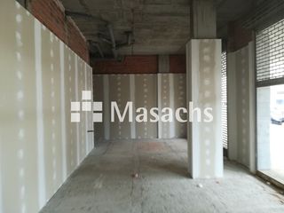Lloguer Local Comercial a Mas Xirgu. En girona