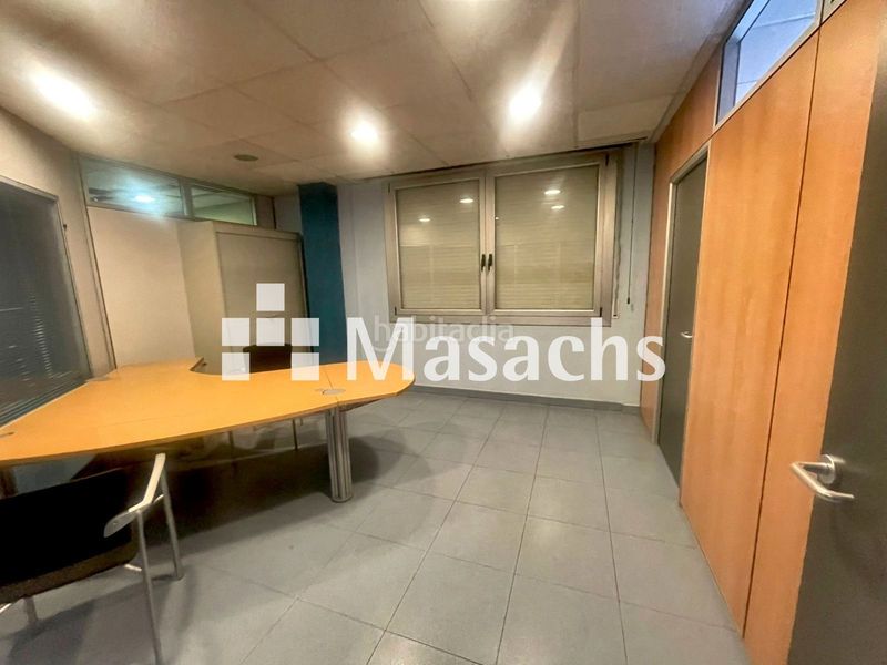 Foto dd7009cd-90b3-4d21-a60a-0654c926dec0. Oficina a Centre Sabadell