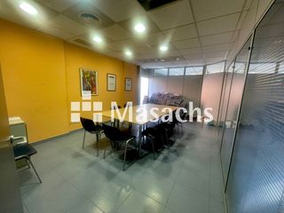Rent Office space in Centre. En sabadell