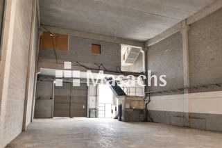 Miete Fabrikhalle in Can Clos-Pinetons. En ripollet
