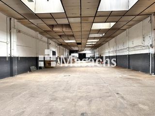 Miete Fabrikhalle in Zona Industrial. En ripollet