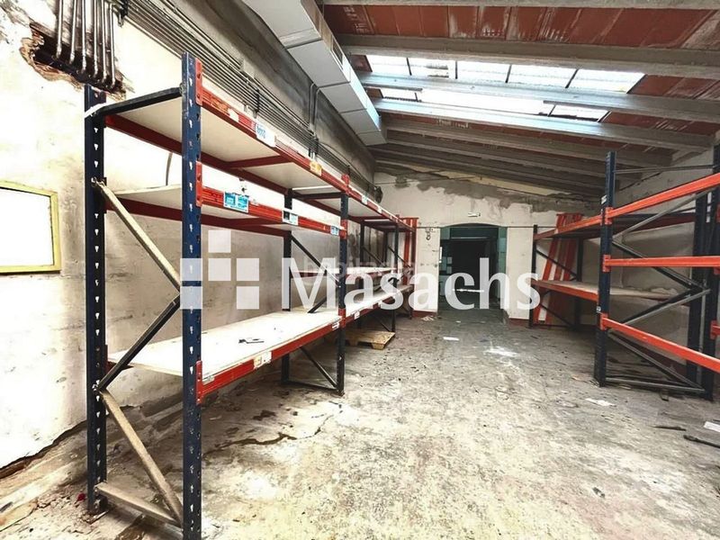 Foto 27c307c1-d1c4-457a-89c6-0fe4774cbe27. Fabrikhalle in Sant Narcis Girona