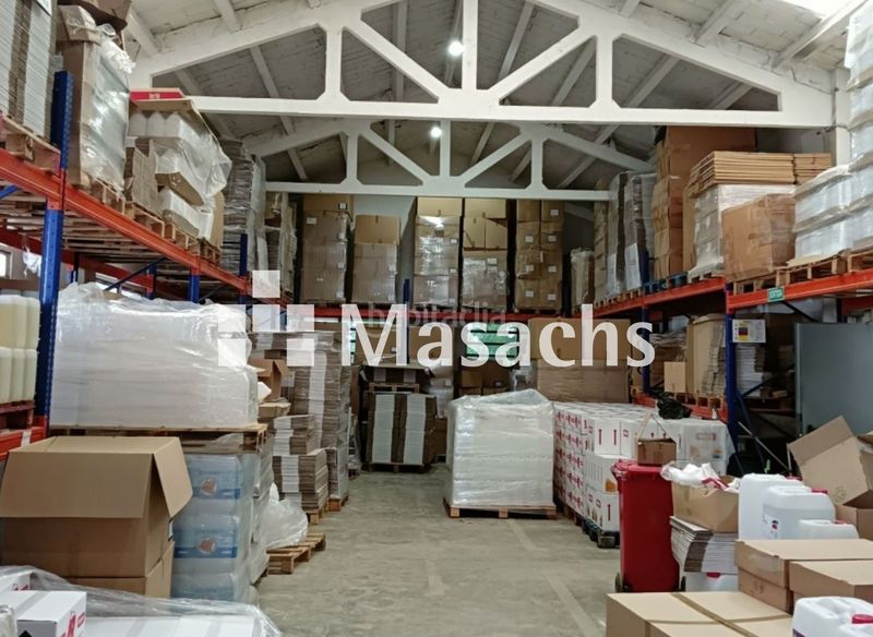 Foto 44fcf176-d82a-47a5-a0fa-e4a6e5e060a4. Fabrikhalle in Sant Narcis Girona