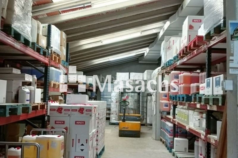 Foto 73859d1d-870b-4490-ac77-8961530ba258. Fabrikhalle in Sant Narcis Girona