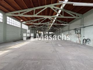 Nau industrial a Avinyó. Parcela industrial de 16.000 m con conjunto de naves y edificaci