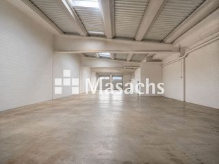 Fabrikhalle in Can Parellada
