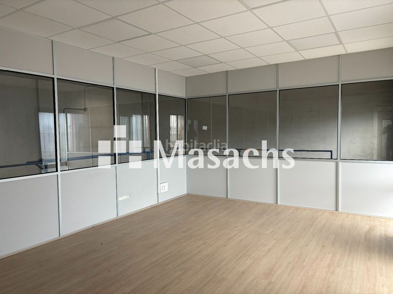 Foto d1f2208c-5ba4-4b99-ac6d-1f2e36b62d83. Location bâtiment à usage industriel dans Polinyà