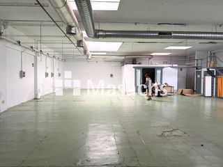 Lloguer Nau industrial a Segle XX. Nau de 375m2 al polígon del segle xx de terrassa