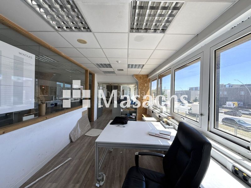Foto 9bd69376-4753-4599-9184-289178a6ba8f. Industrial building in La Balconada-Cal Gravat Manresa