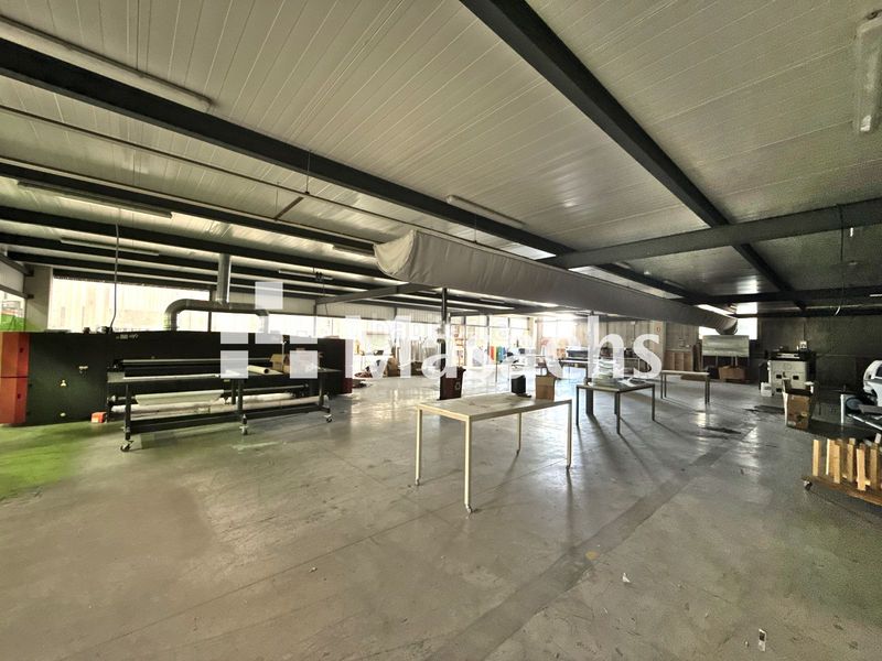 Foto fe59bff5-13e9-41c4-af1e-c3be4c5ef137. Industrial building in La Balconada-Cal Gravat Manresa