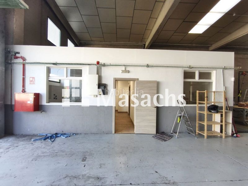 Foto c871cd65-0c4d-4974-a544-1f4ca52ebbd3. Location bâtiment à usage industriel dans Can Roqueta Sabadell