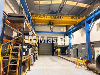 Rent Industrial building in Can Roqueta. En sabadell