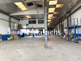 Industrial building in Mas Rampinyo - Montcada Nova - Carrerada