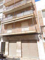 Geschäftsraum in Plaza Crevillente - Antiguos Juzgados - El Asilo. Local comercial con vados