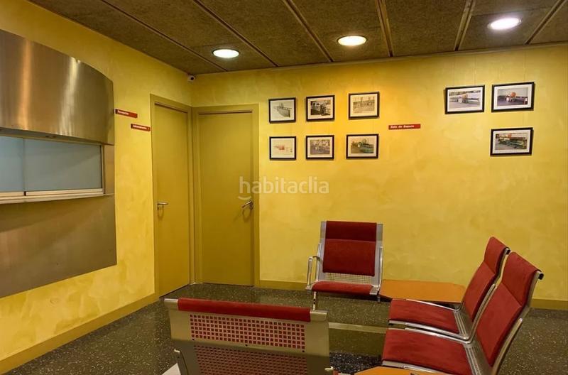 Foto 5977635f-3fe9-4070-b9d8-abc0ffe1e0a3. Geschäftsraum mit heizung in Polinyà