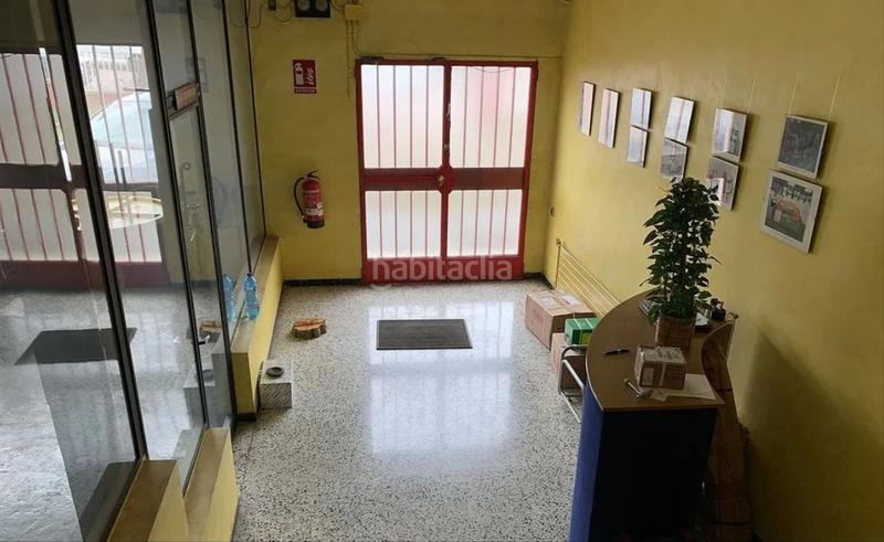 Foto 6123eba6-ea8b-429d-adec-df7cf0bed404. Geschäftsraum mit heizung in Polinyà