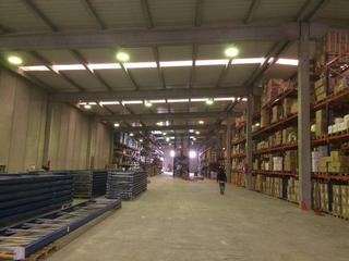 Lloguer Nau industrial a Riells i Viabrea. 2 muelles